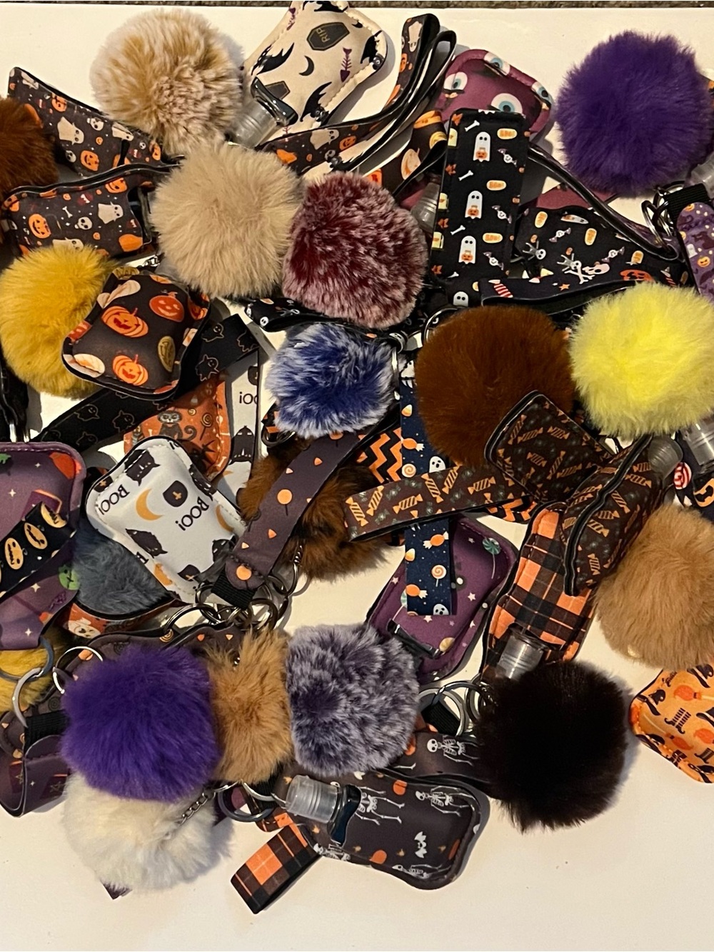 25 Halloween Plush Pom-Pom Keychain Accessory Bundles